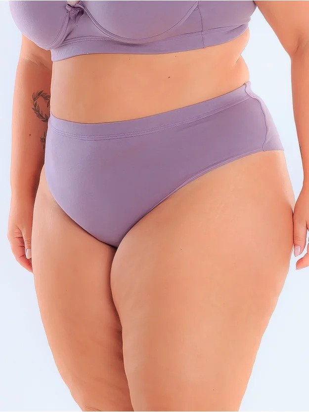 modelo com calcinha plus size fio duplo em algodao satia lilas
